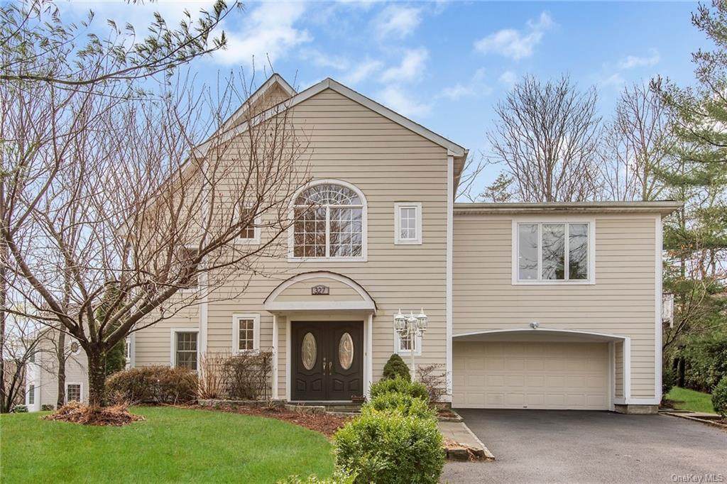 327 Healy Avenue - Photo 1