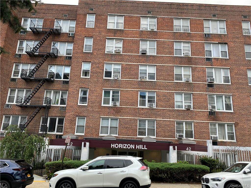 42 Pine Street - Photo 1