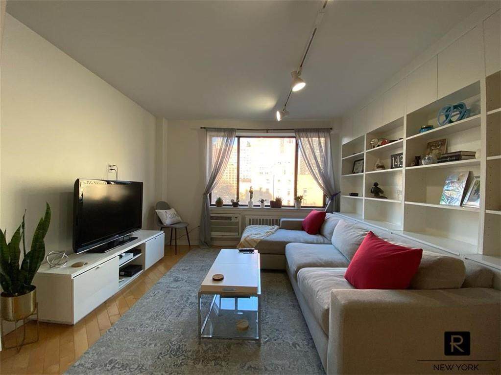 250 31st Street - Photo 1