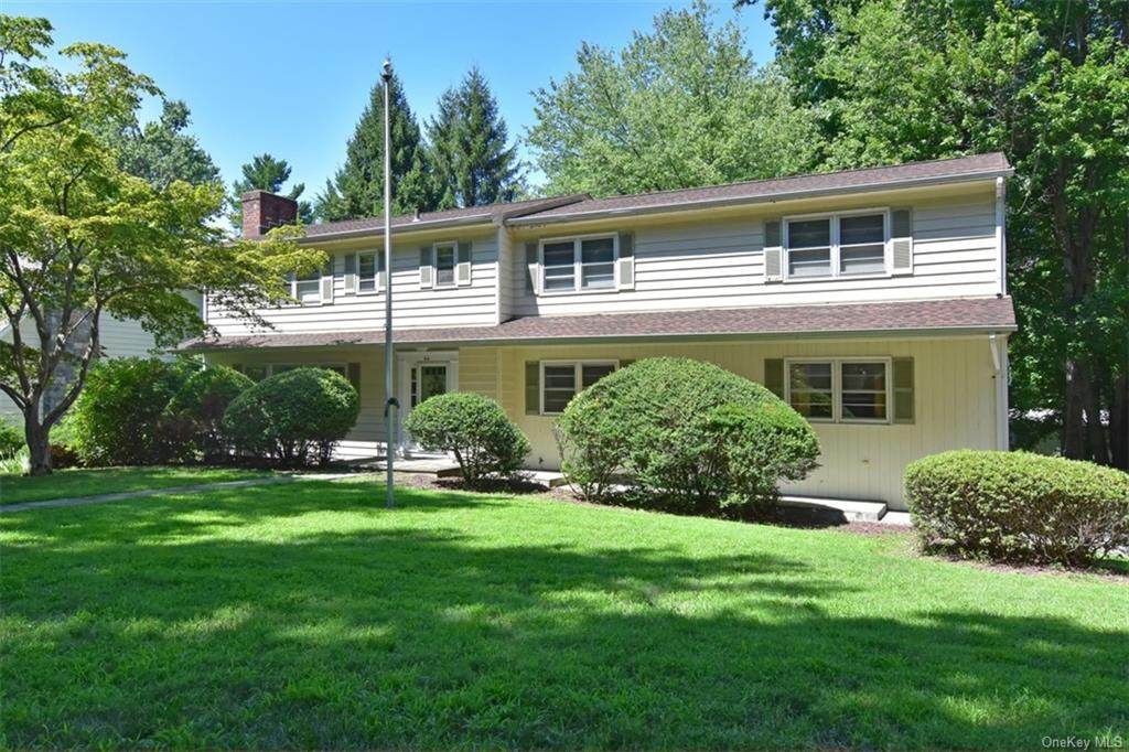 44 Circle Drive - Photo 1