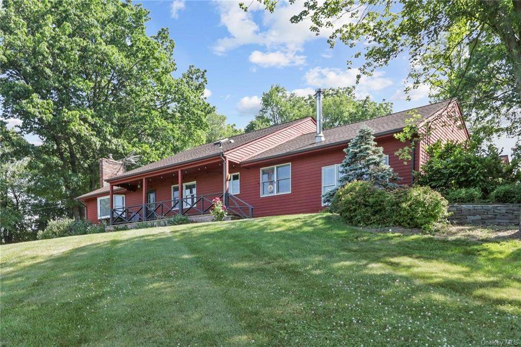 3 Pine Drive - Photo 1