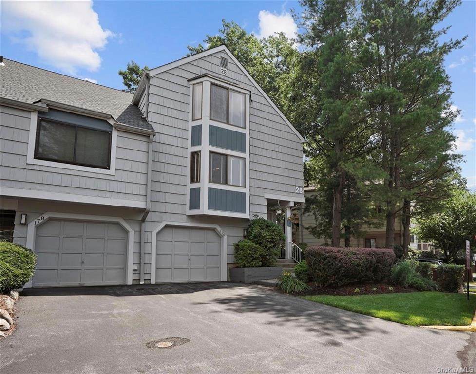 176 Treetop Circle - Photo 1