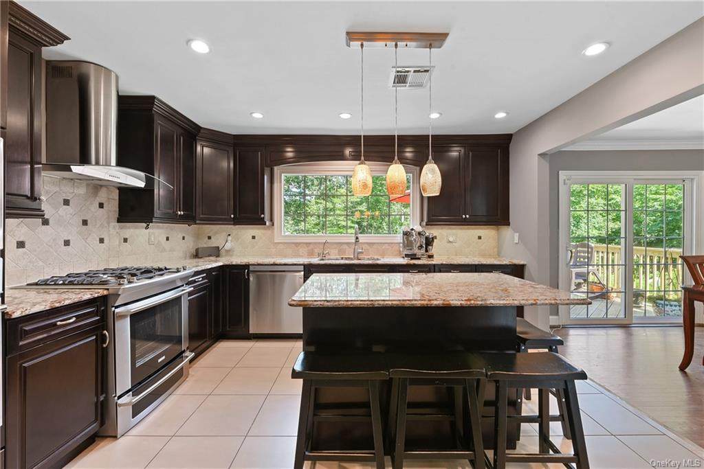 19 Denver Drive - Photo 1