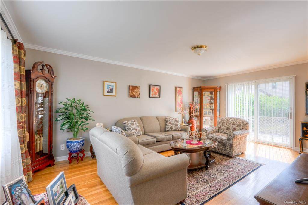28 Stevens Street - Photo 1