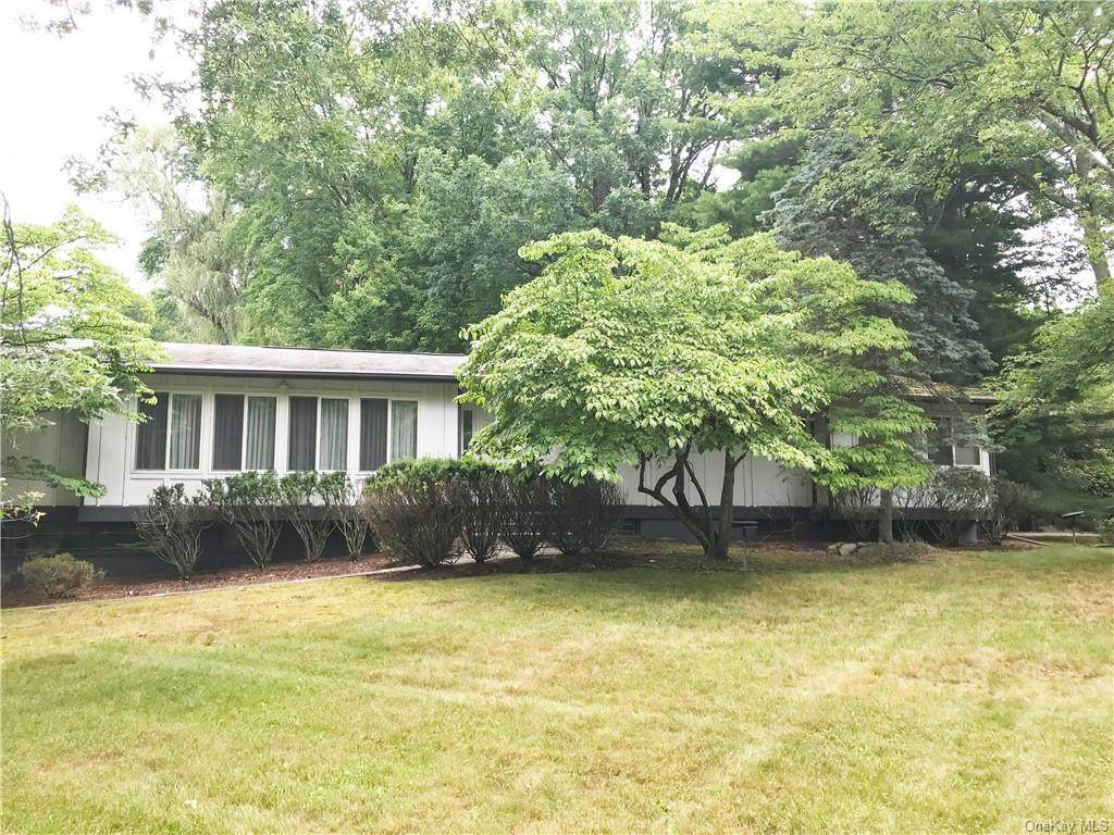 6 Ashlawn Avenue - Photo 1