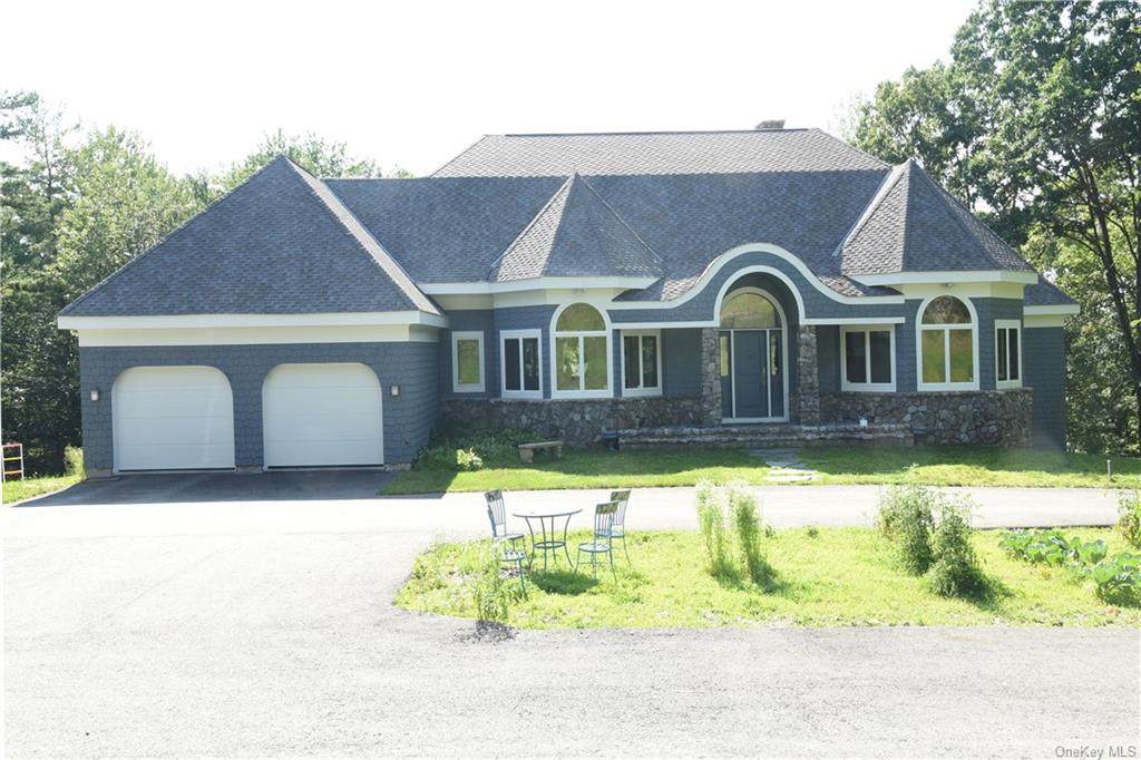 47 Seeley Road - Photo 1