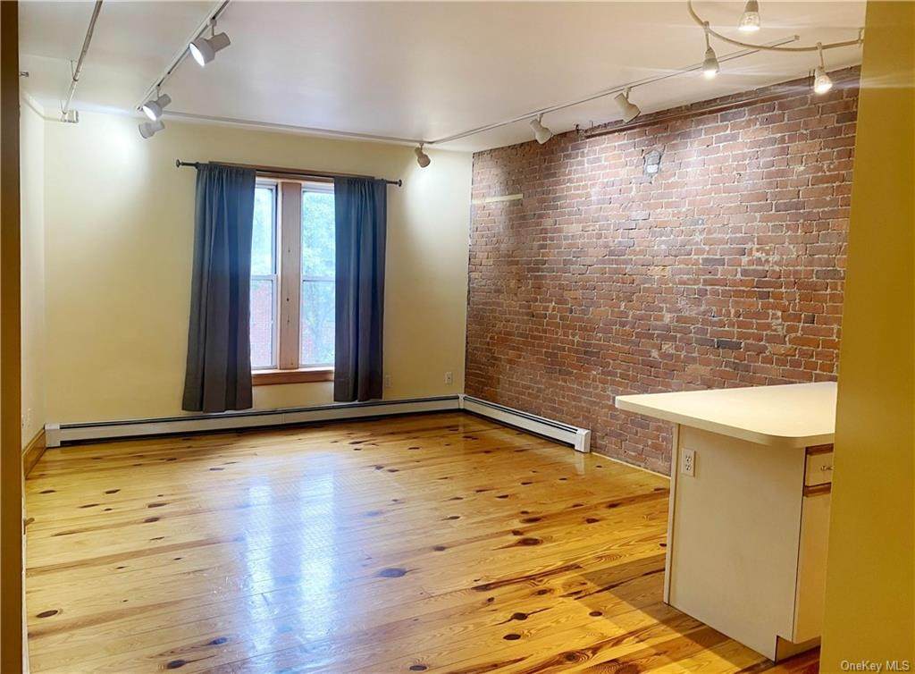 23 Division Street - Photo 1