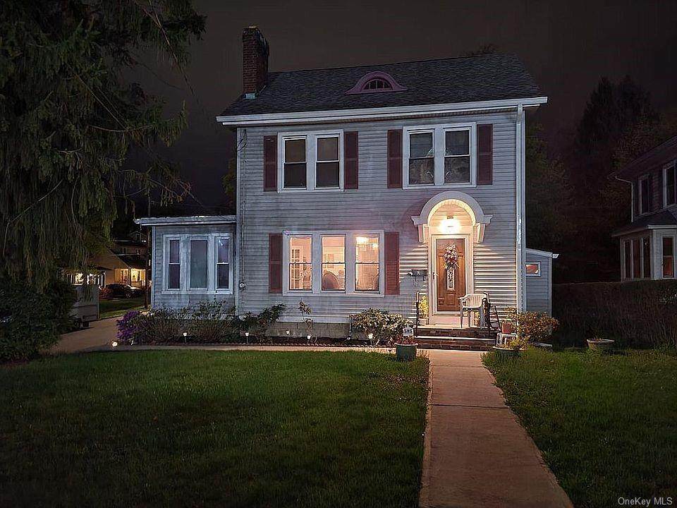 281 Powell Avenue - Photo 1