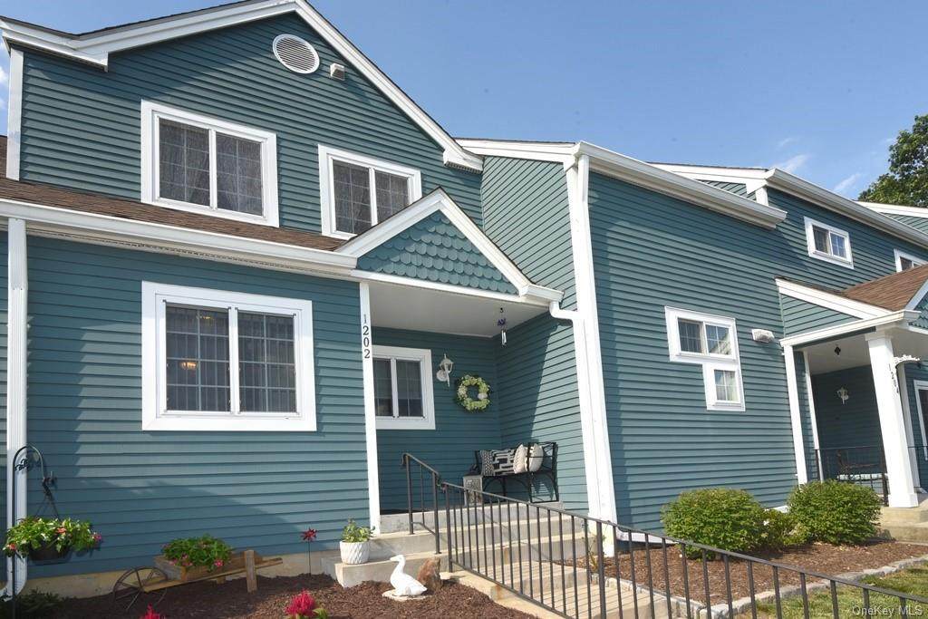1202 Greystone Lane - Photo 1