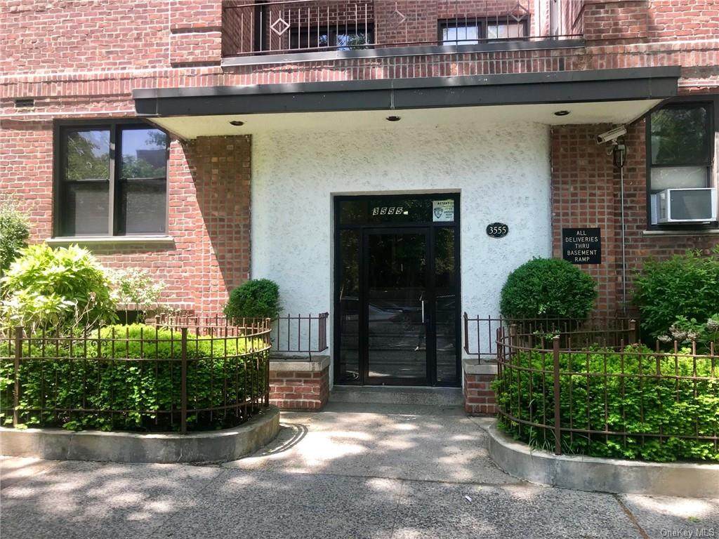 3555 Kings College Place - Photo 1
