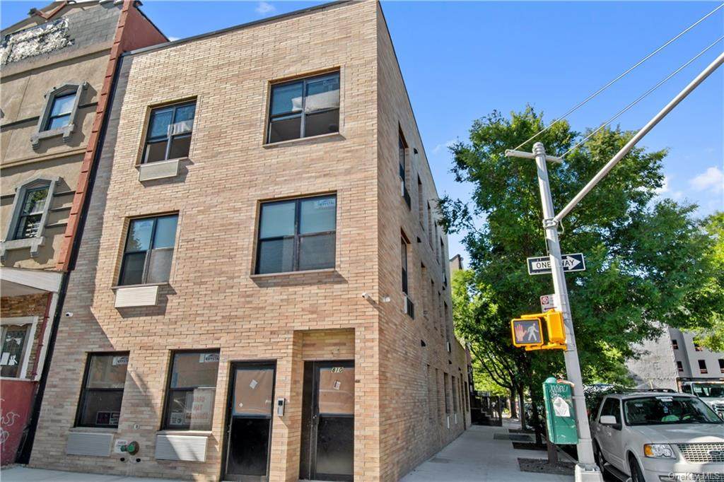 810 165th Street - Photo 1