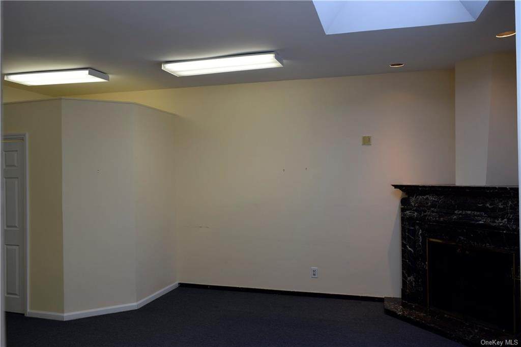 2024 Williamsbridge Road - Photo 1