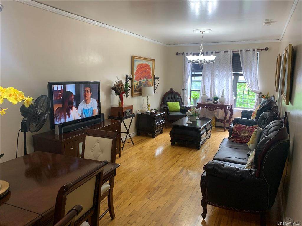 827 Fox Street - Photo 1