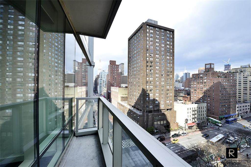 300 23rd Street - Photo 1