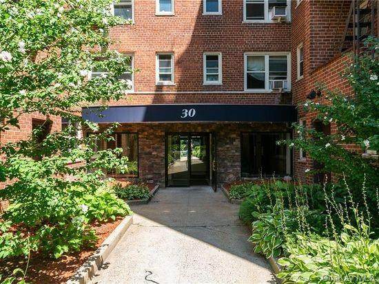 30 Broadway - Photo 1