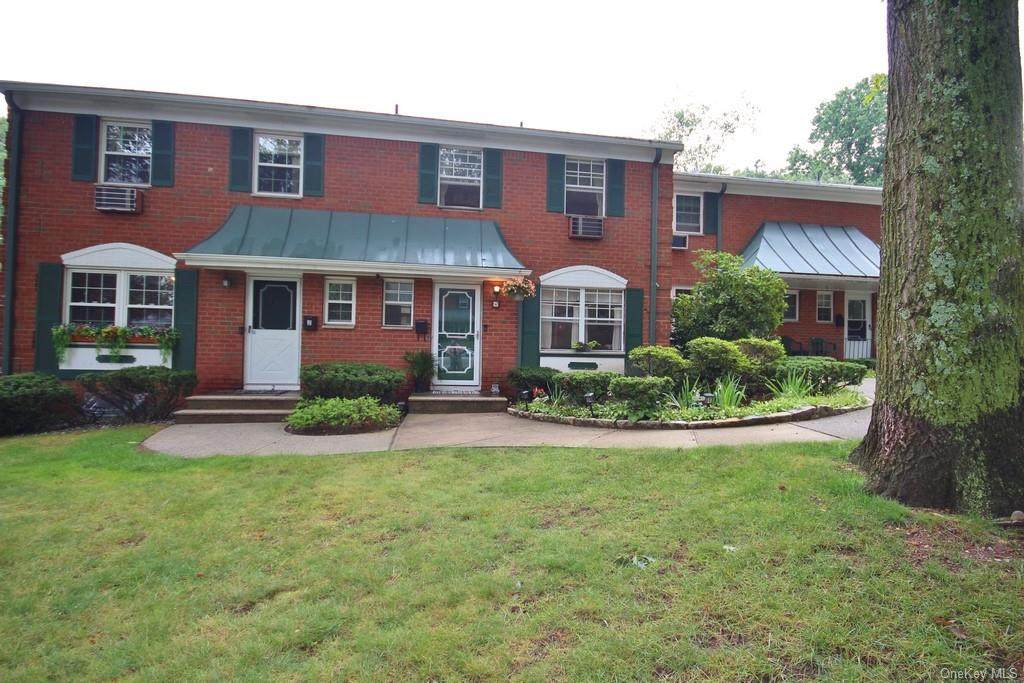 4 Salem Court - Photo 1
