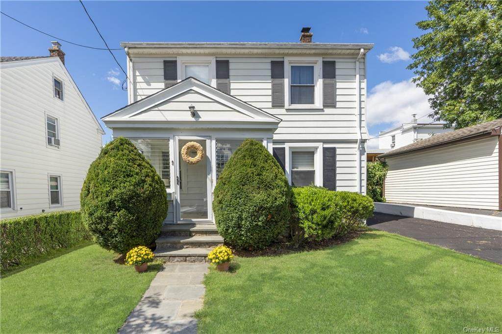 9 Mount Tom Road - Photo 1