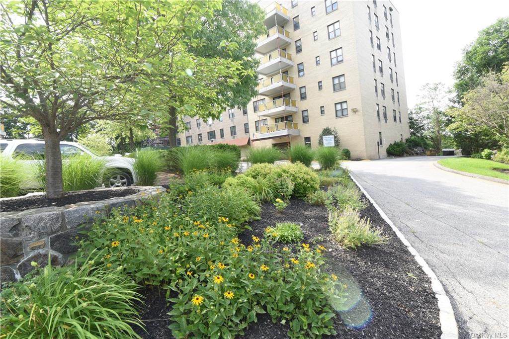 35 Stewart Place - Photo 1