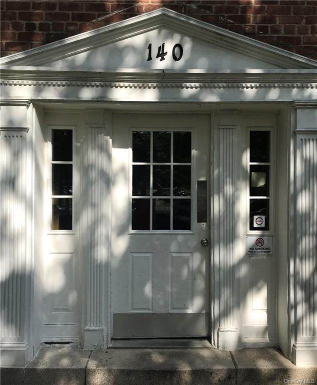 140 Ravine Avenue - Photo 1