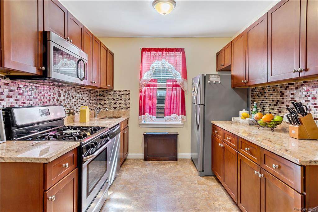 2090 Barnes Avenue - Photo 1