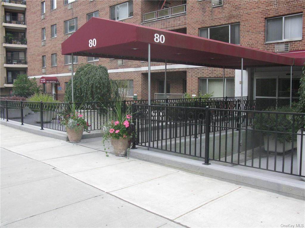 80 Hartsdale Avenue - Photo 1