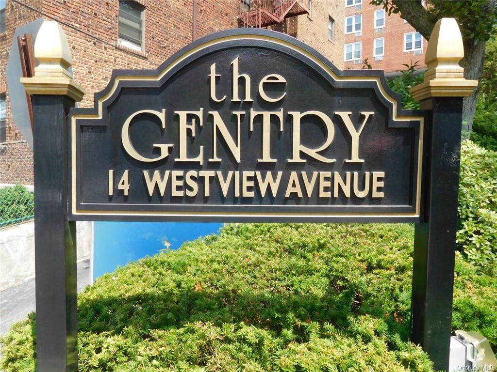 14 Westview Avenue - Photo 1