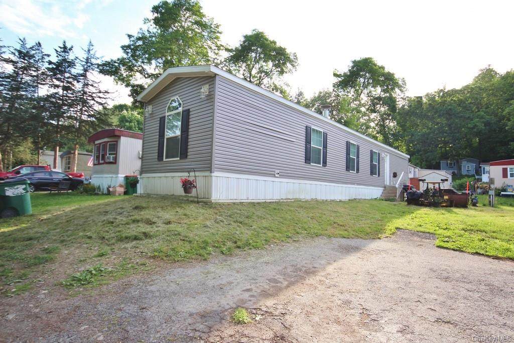 27 Shagbark Avenue - Photo 1