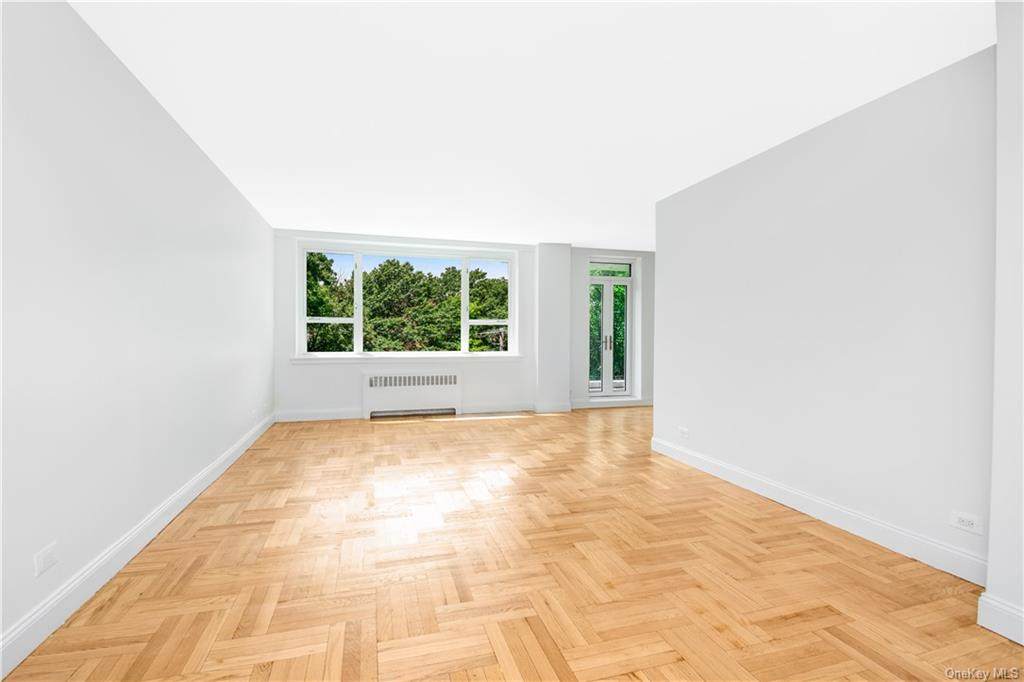 5355 Henry Hudson Parkway - Photo 1