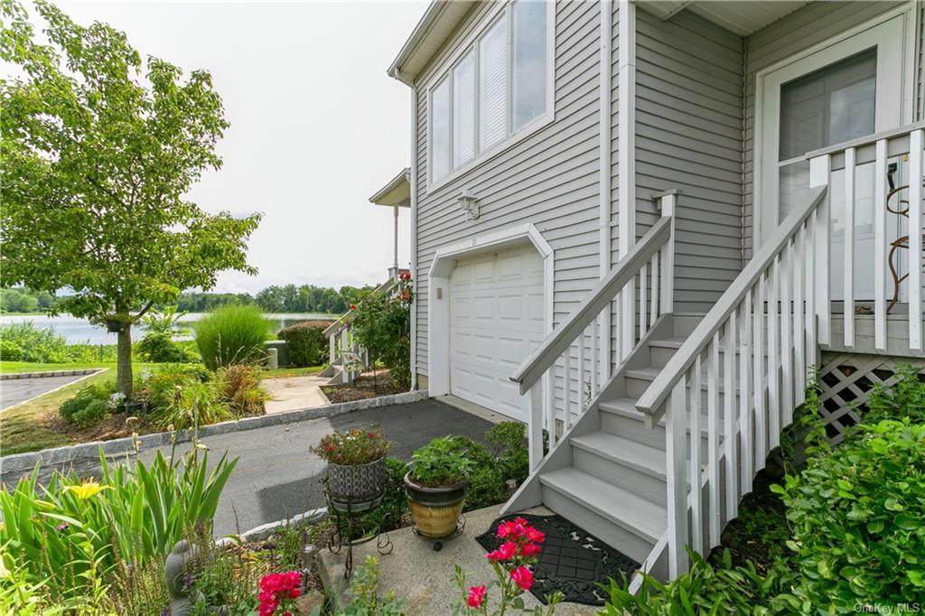 15 Cygnet Road - Photo 1