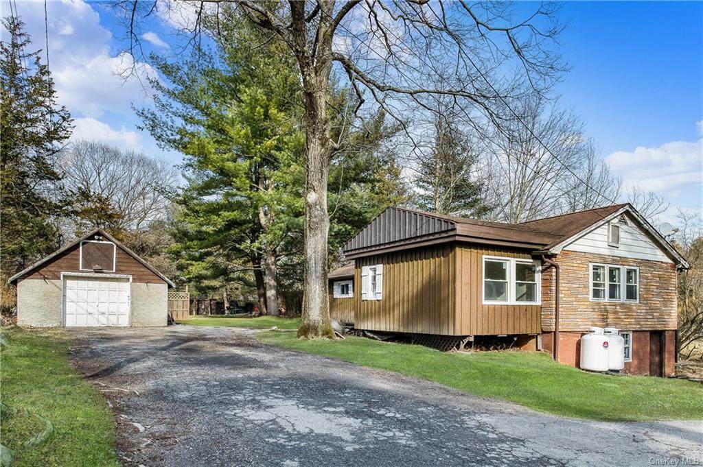 288 Pine Hill Road - Photo 1