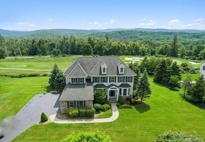 33 Mansion Ridge Boulevard - Photo 1