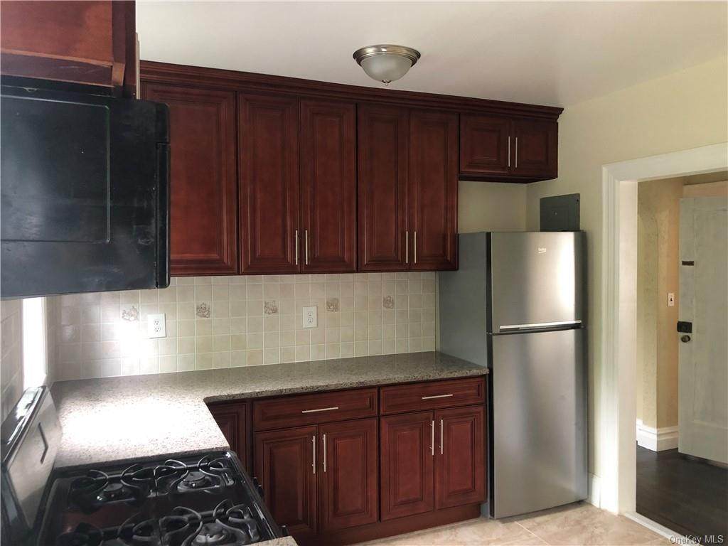 79 St James Terrace - Photo 1