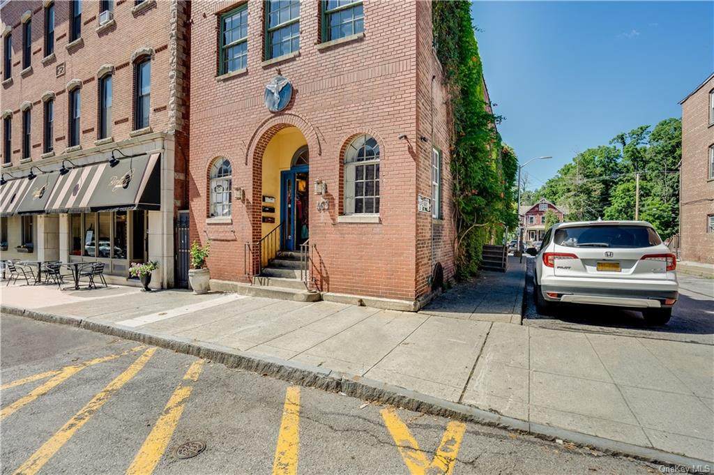 463 Main Street - Photo 1