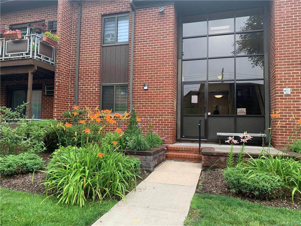 12 Charles Lane - Photo 1