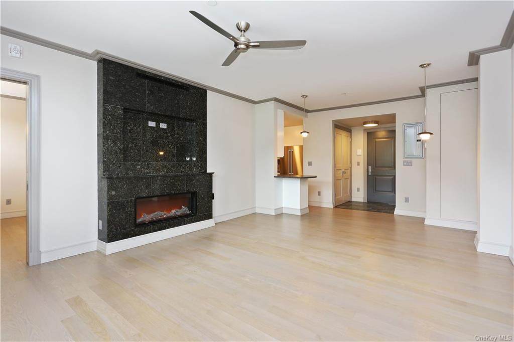 26 East Parkway - Photo 1