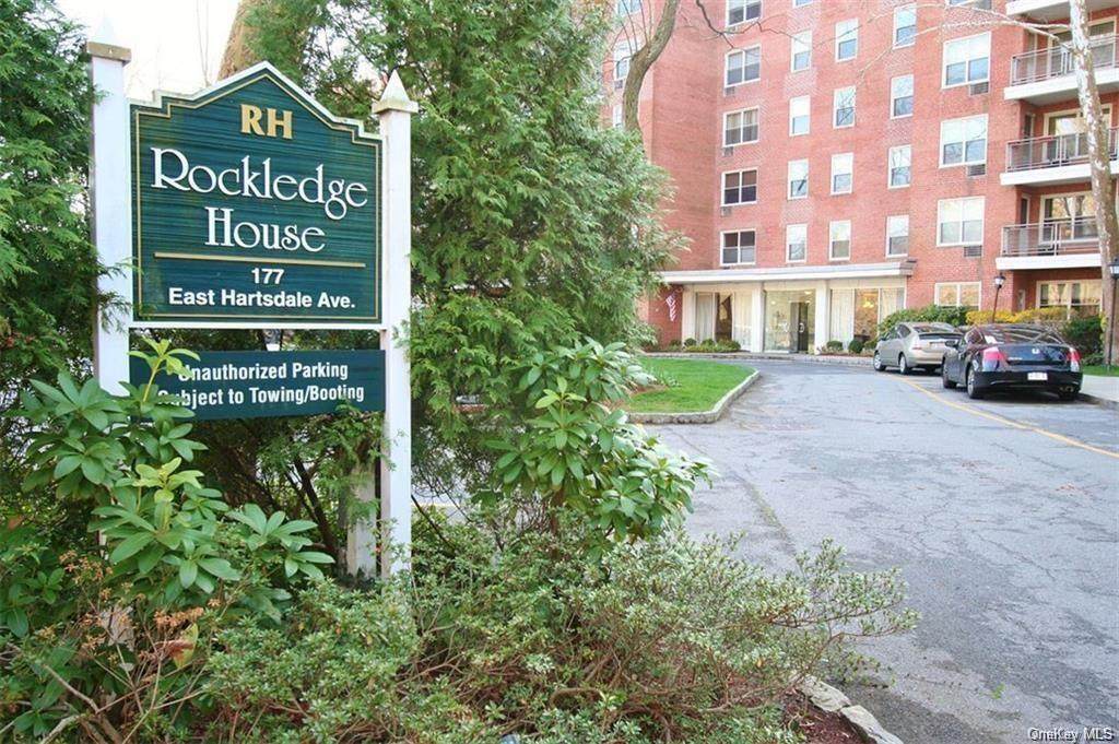 177 Hartsdale Avenue - Photo 1