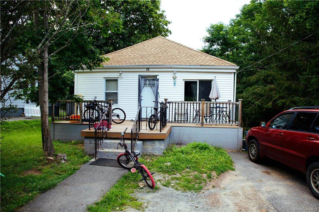 23 Rock Ridge Avenue - Photo 1