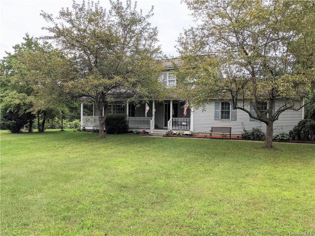 73 Mallory Lane - Photo 1