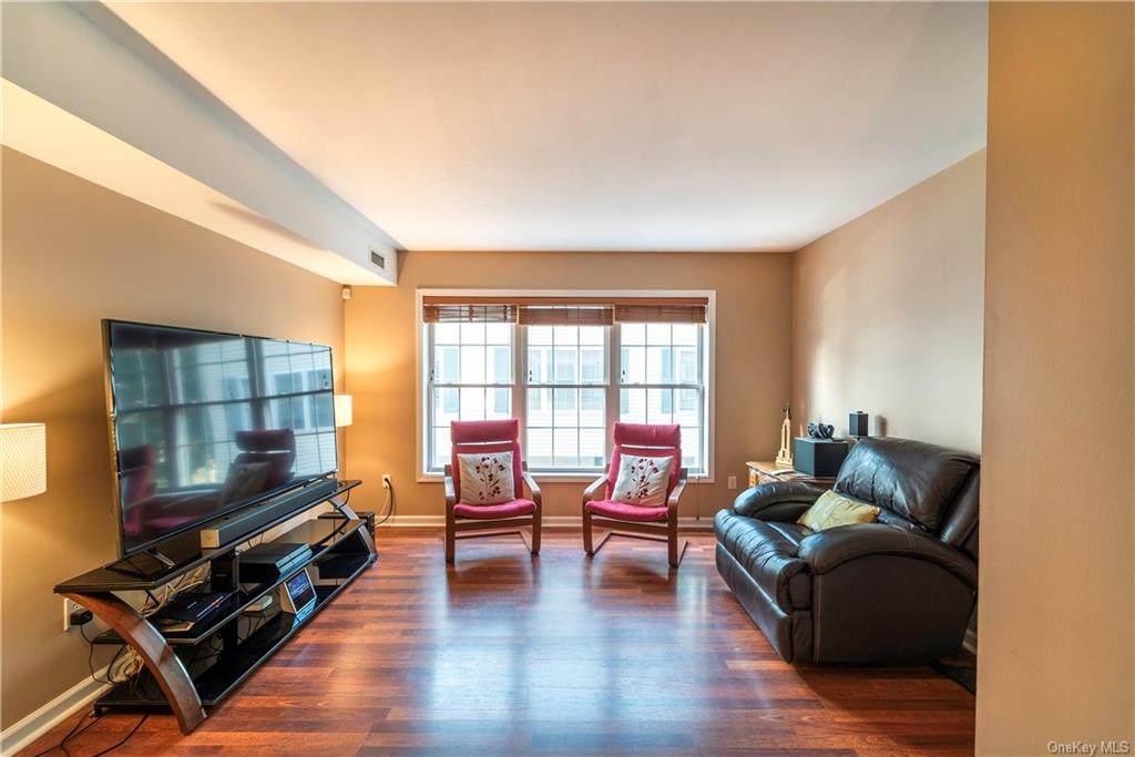 19 Lindale Street - Photo 1