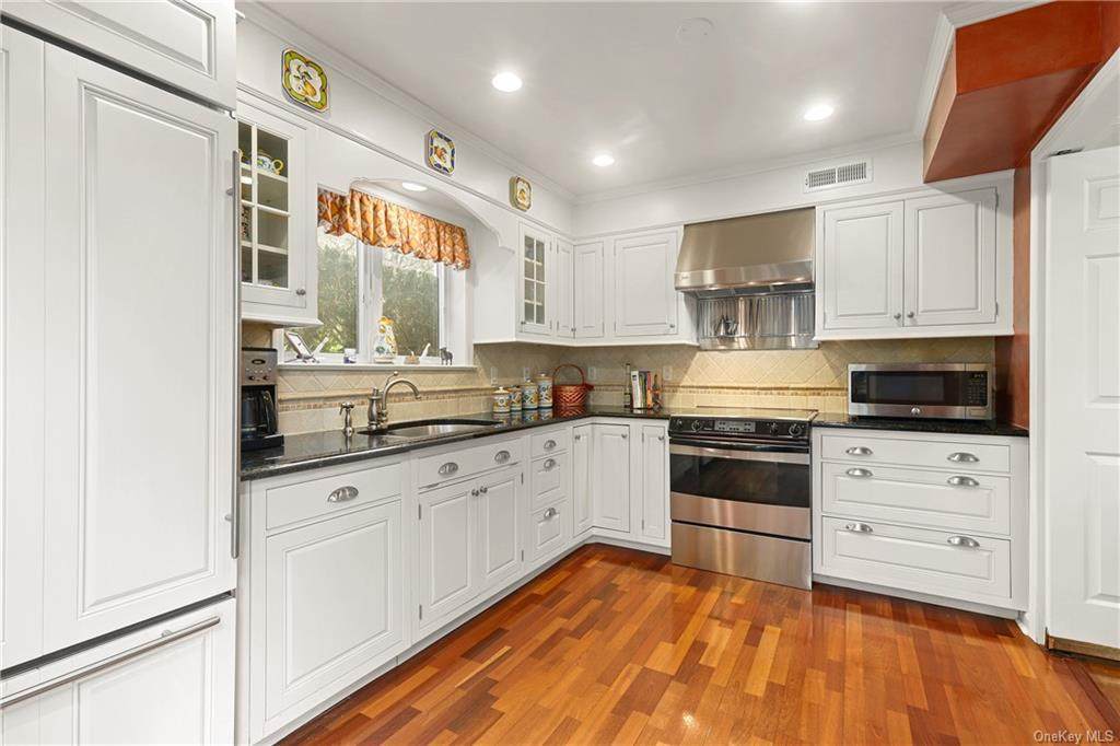 4 Hillside Place - Photo 1
