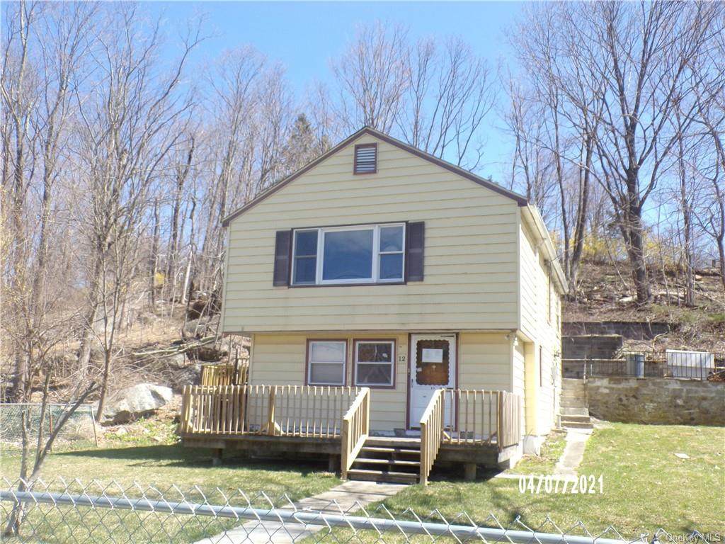 12 Montrose Drive - Photo 1