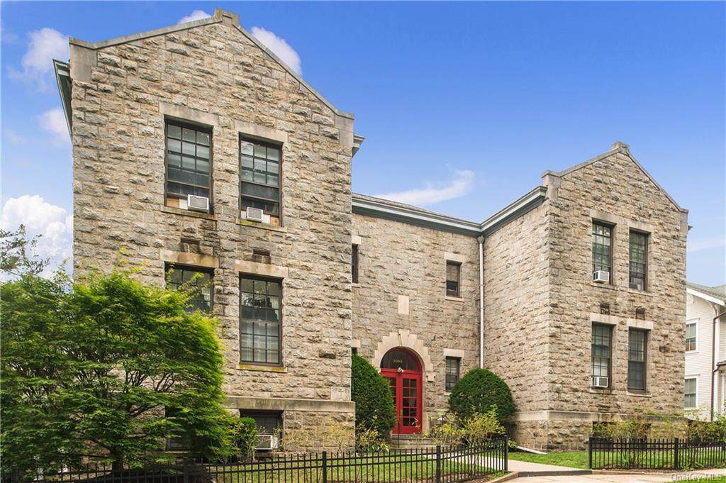 1085 Boston Post Road - Photo 1
