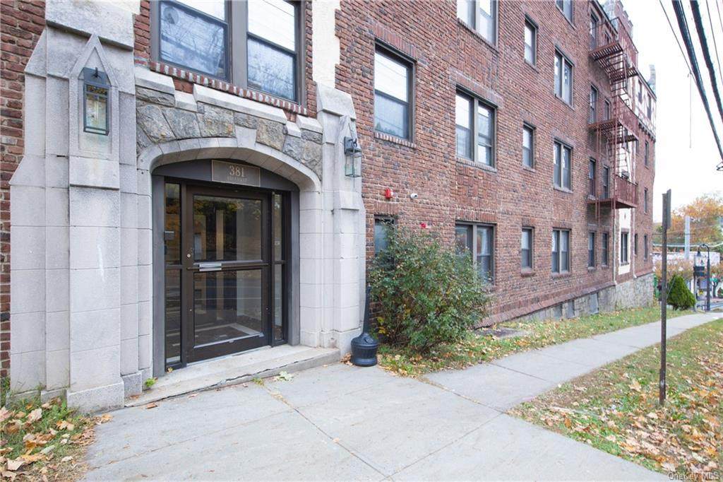 381 Broadway - Photo 1