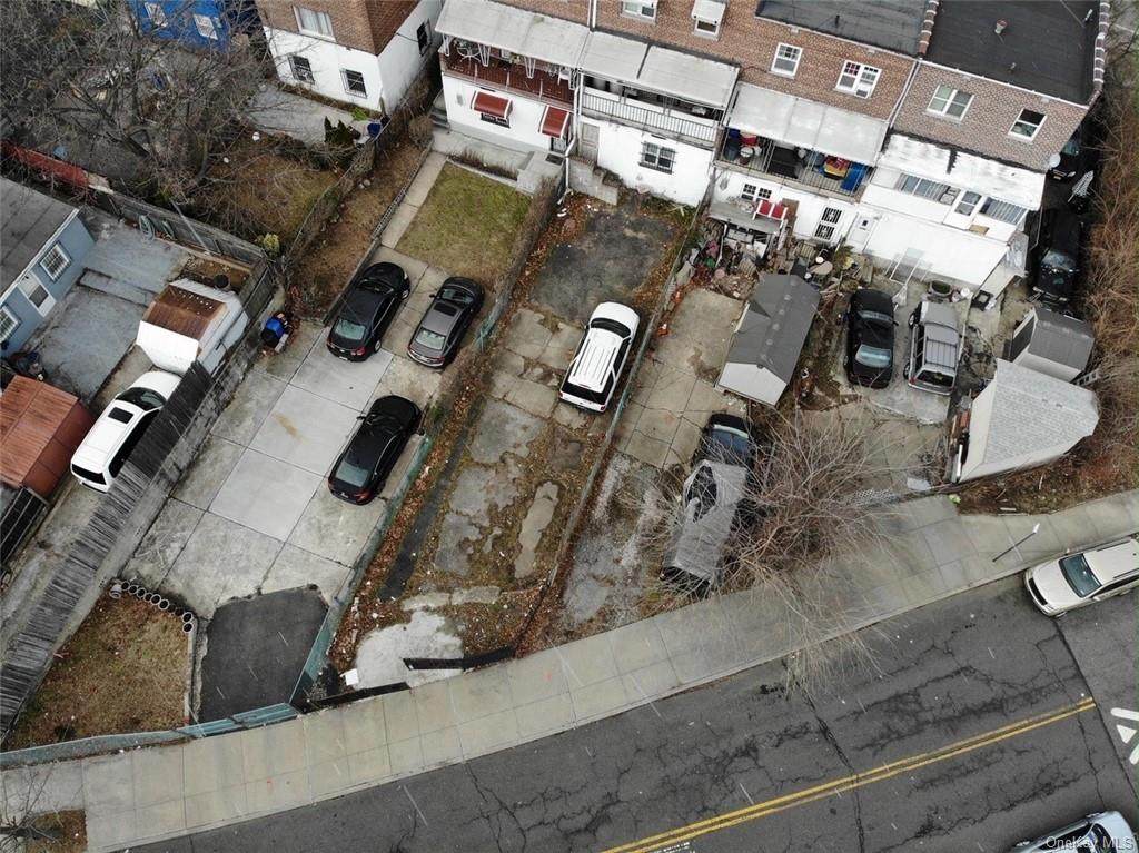 1717 Sexton Place - Photo 1
