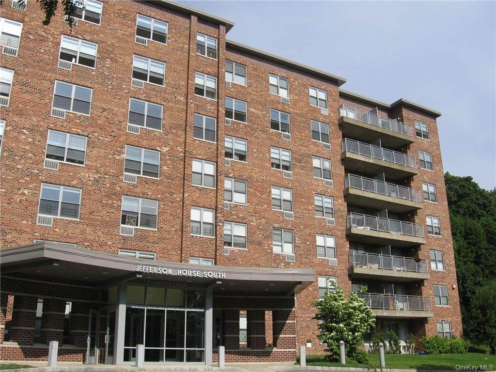 71 Charter Circle - Photo 1