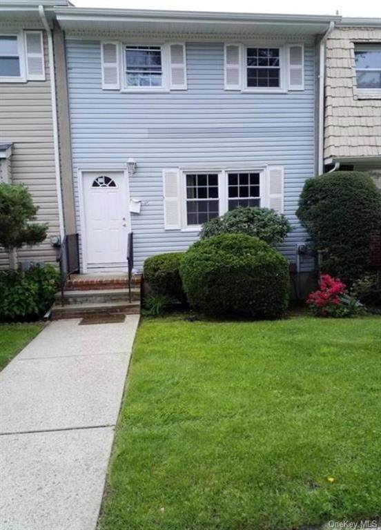 16 Alan Road - Photo 1