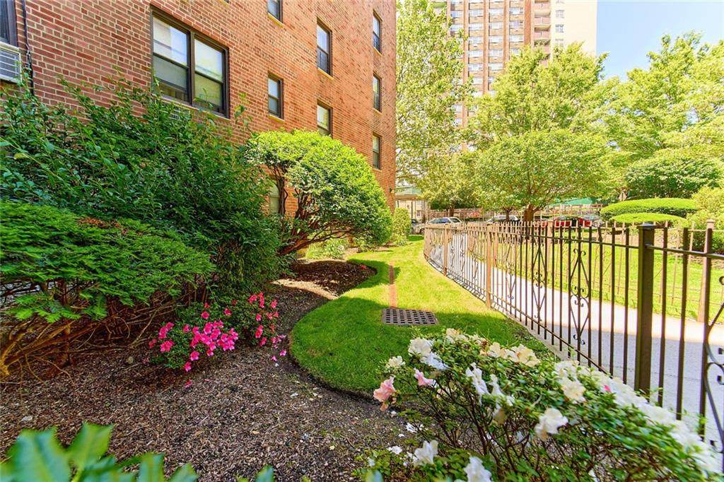 814 Tilden Street - Photo 1