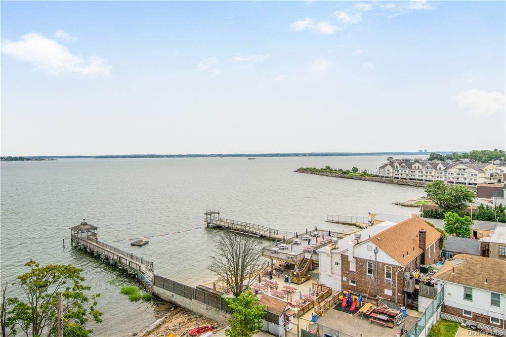 3255 Randall Avenue - Photo 1