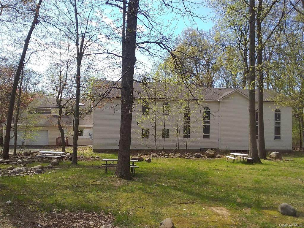 66 Highview Road - Photo 1