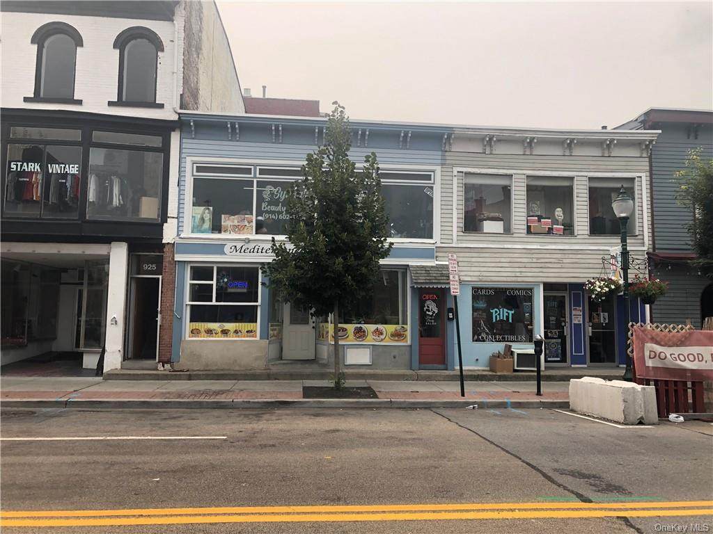 923 South Street - Photo 1